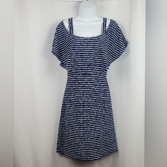 SIGNATURE BY ROBBIE BEE Dress - Picture 4 of 7